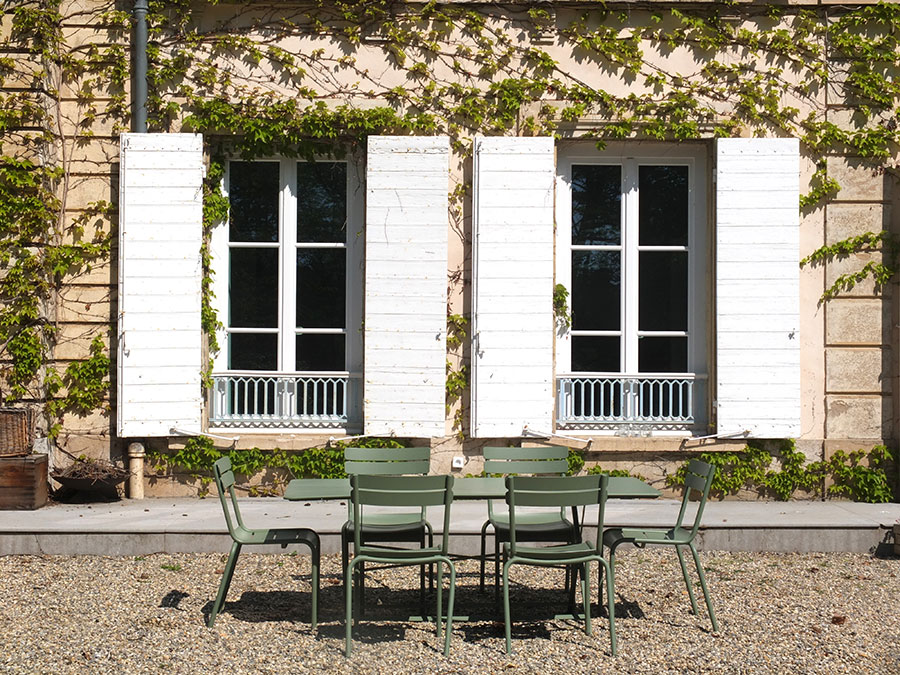 Guest house courtyard